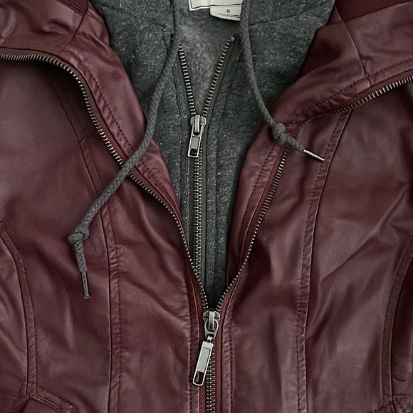 Dravus Faux Leather Vest + Hoodie Layered Jacket - Burgundy & Dark Grey - Picture 3 of 9